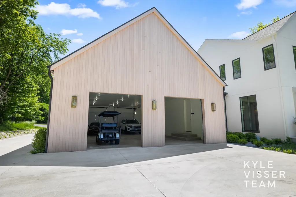 3616 64th Avenue Zeeland Charter Township MI 49464