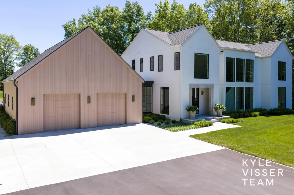 3616 64th Avenue Zeeland Charter Township MI 49464