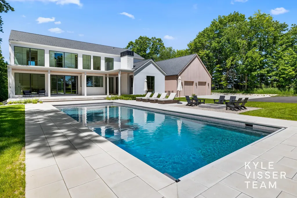 3616 64th Avenue Zeeland Charter Township MI 49464