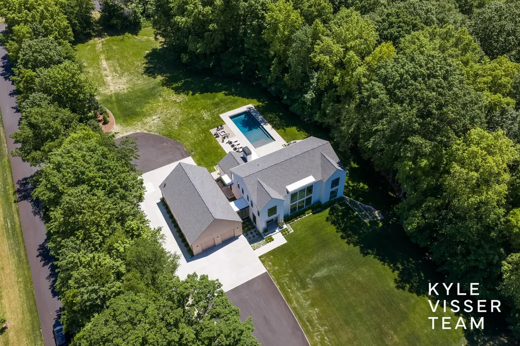 3616 64th Avenue Zeeland Charter Township MI 49464