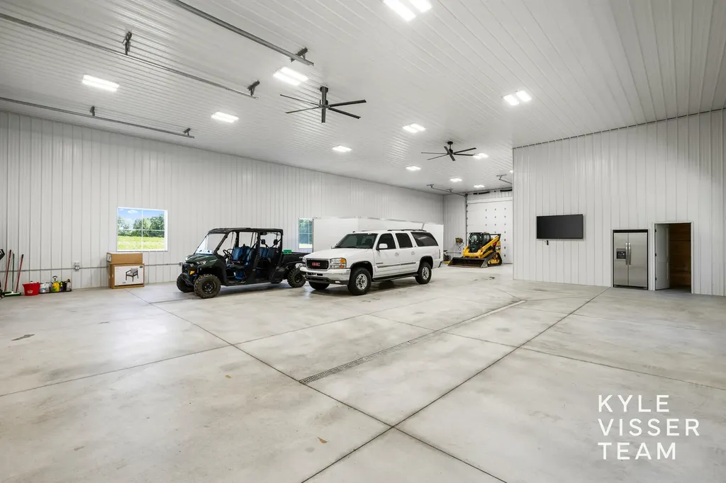 3616 64th Avenue Zeeland Charter Township MI 49464