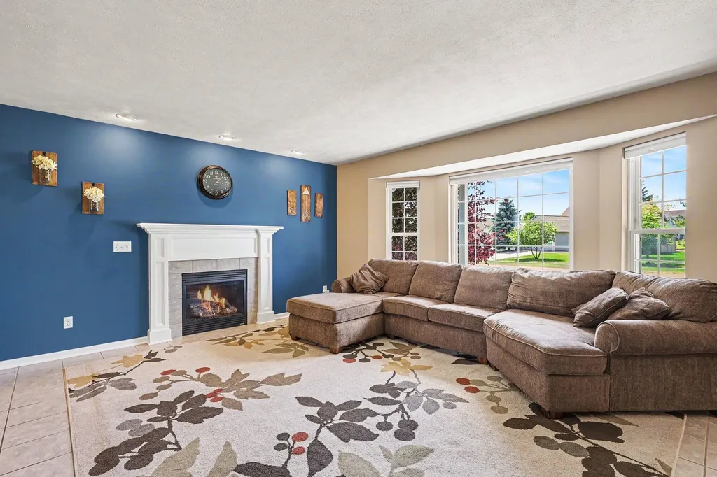 7046 Shady Knoll Drive SE Gaines Charter Township MI 49316