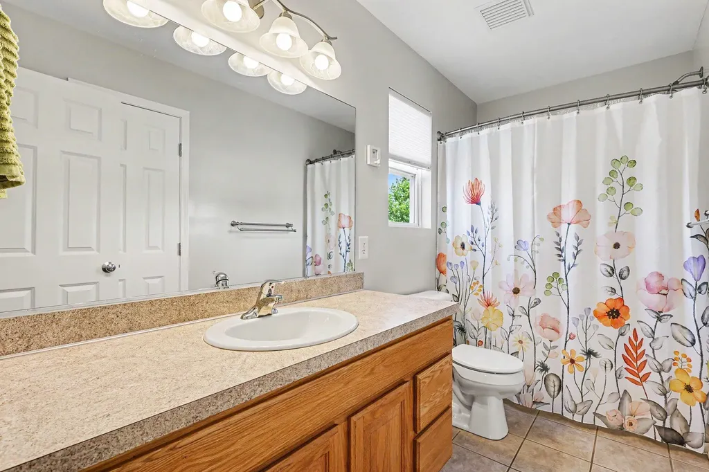 7046 Shady Knoll Drive SE Gaines Charter Township MI 49316