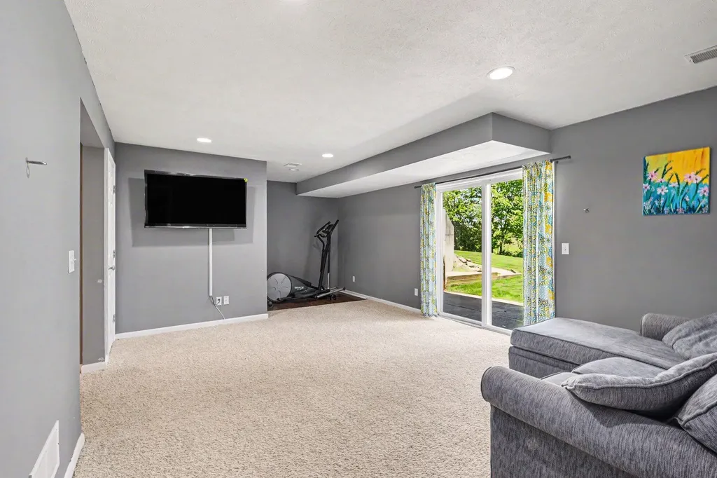 7046 Shady Knoll Drive SE Gaines Charter Township MI 49316