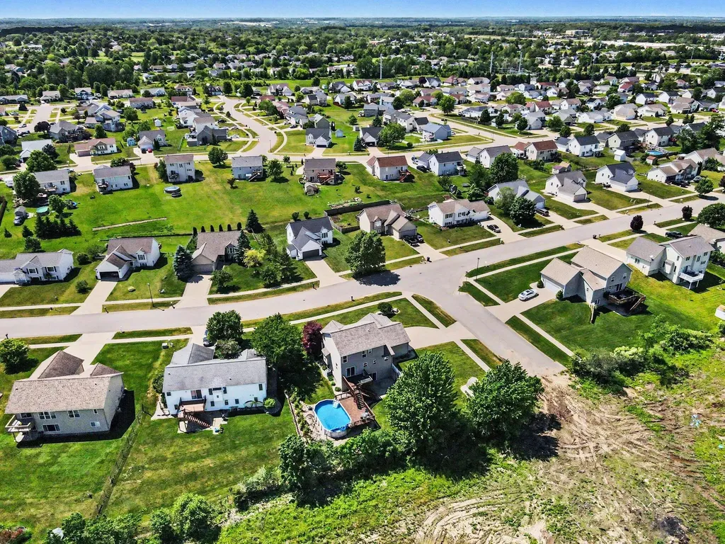 7046 Shady Knoll Drive SE Gaines Charter Township MI 49316