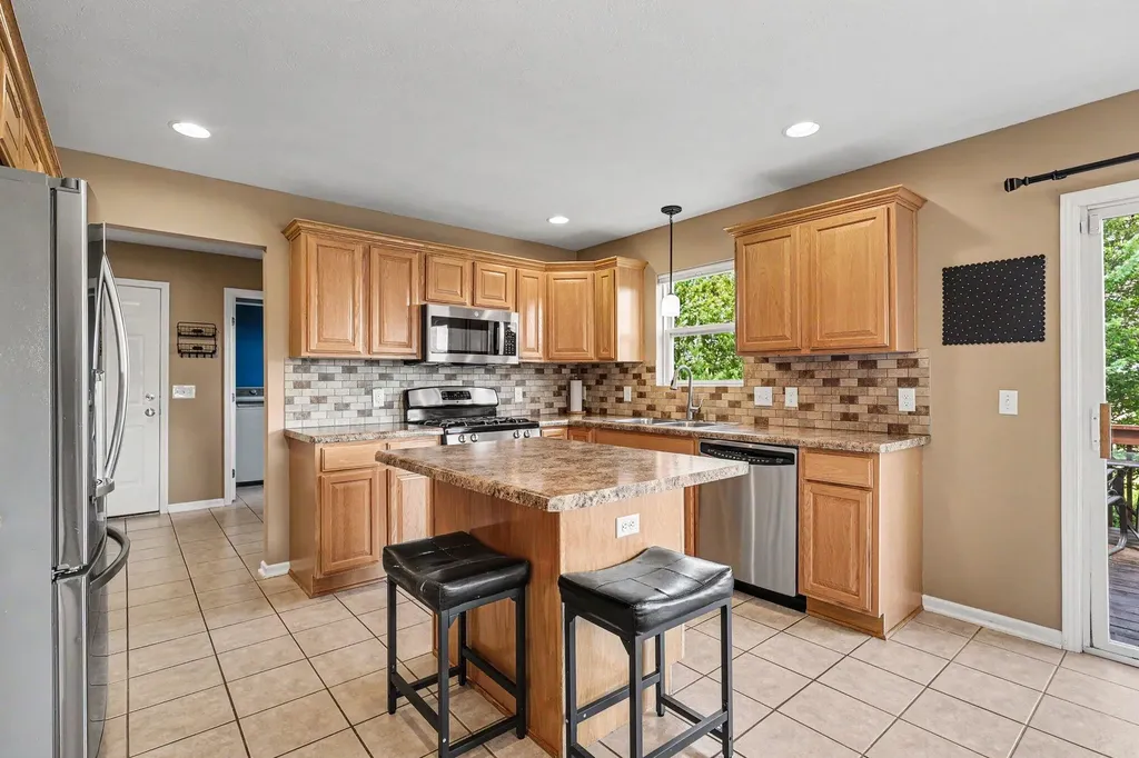 7046 Shady Knoll Drive SE Gaines Charter Township MI 49316