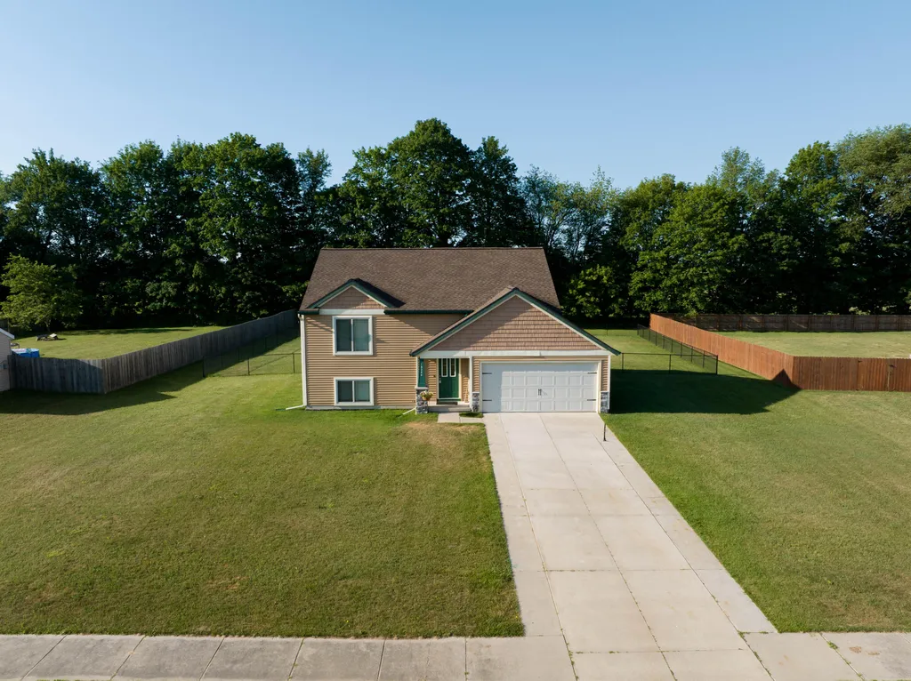 16264 Trent Ridge Drive NE Solon Township MI 49319