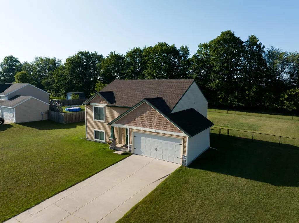 16264 Trent Ridge Drive NE Solon Township MI 49319