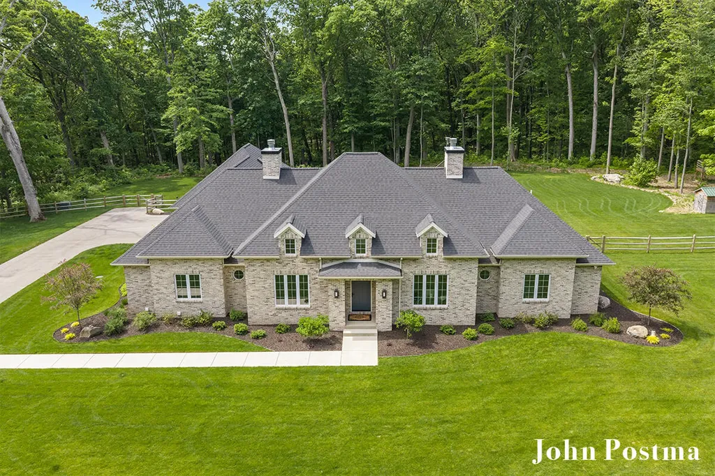 1565 Alden Nash Avenue NE Vergennes Township MI 49331