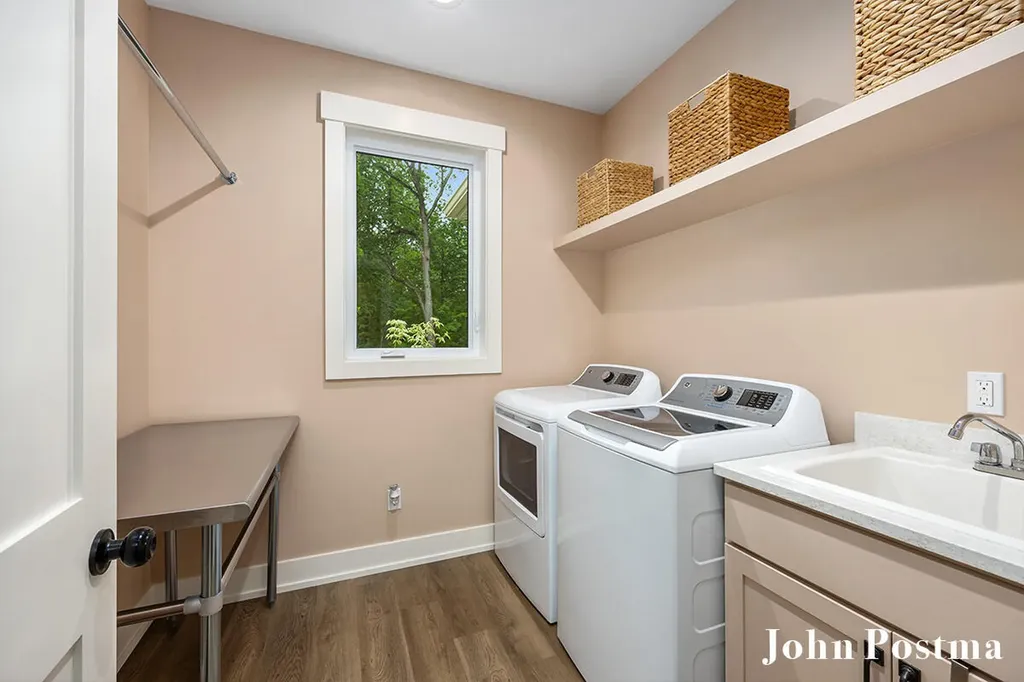 1565 Alden Nash Avenue NE Vergennes Township MI 49331