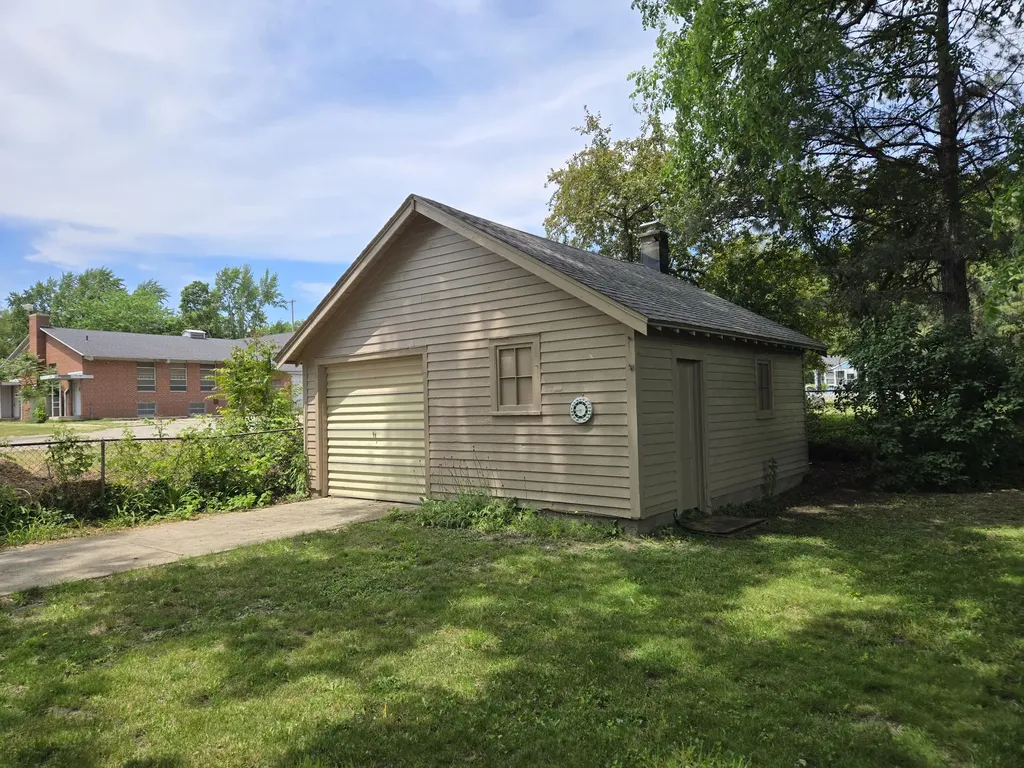1313 Mason Street NE Grand Rapids City MI 49503