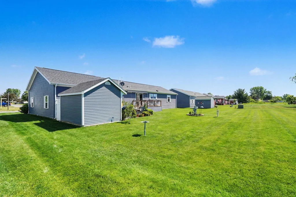 3676 Hollyfield Drive Solon Township MI 49319