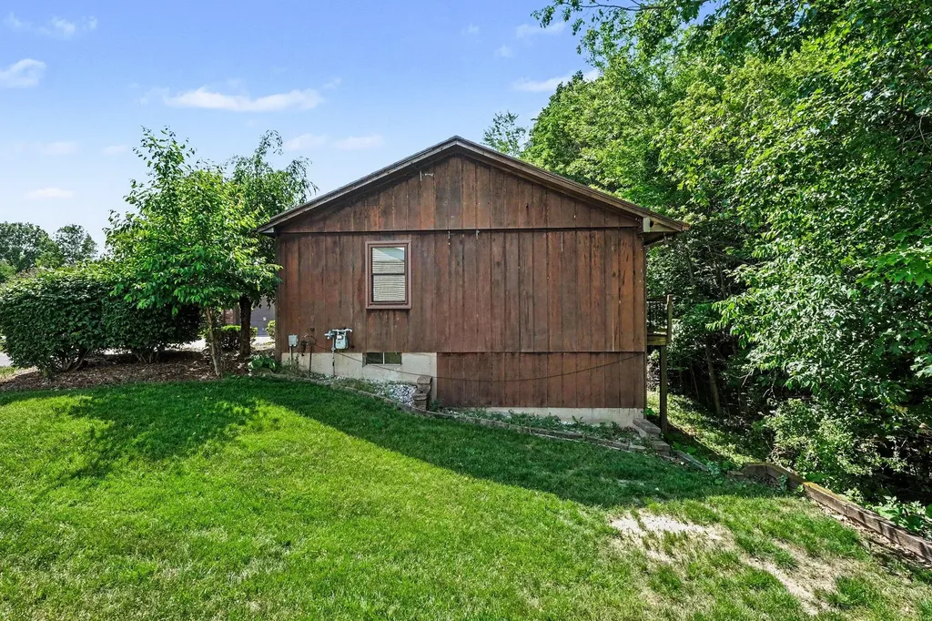 2085 Jamestown Drive SE Kentwood City MI 49508