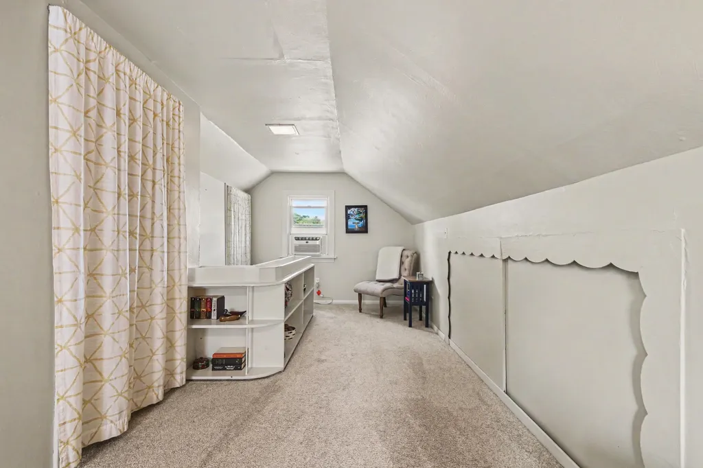 1432 Ardmore Street SE Grand Rapids City MI 49507