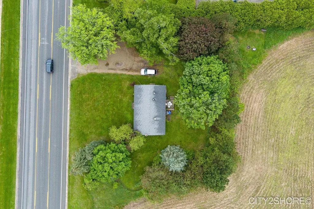 2031 4 Mile Road NW Alpine Township MI 49544