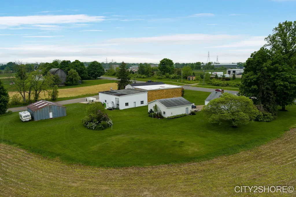 2031 4 Mile Road NW Alpine Township MI 49544