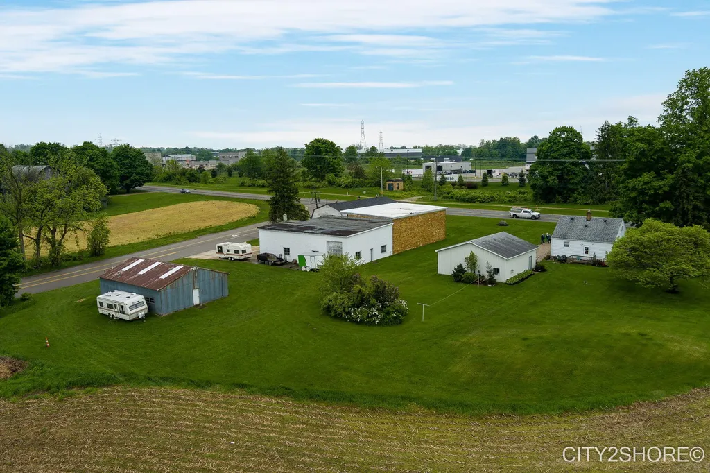 2031 4 Mile Road NW Alpine Township MI 49544