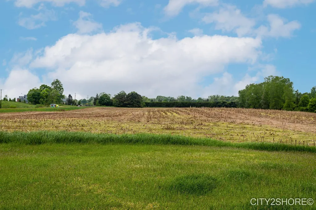 2031 4 Mile Road NW Alpine Township MI 49544