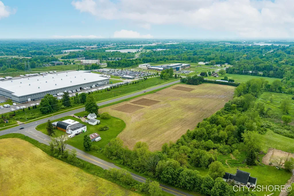2031 4 Mile Road NW Alpine Township MI 49544