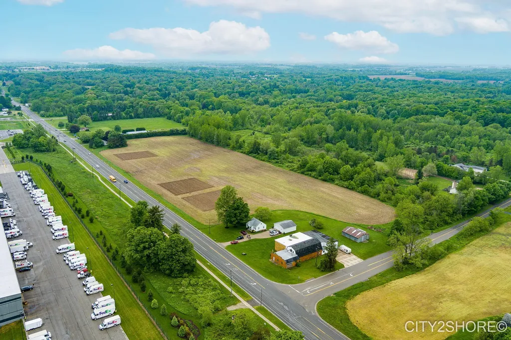 2031 4 Mile Road NW Alpine Township MI 49544