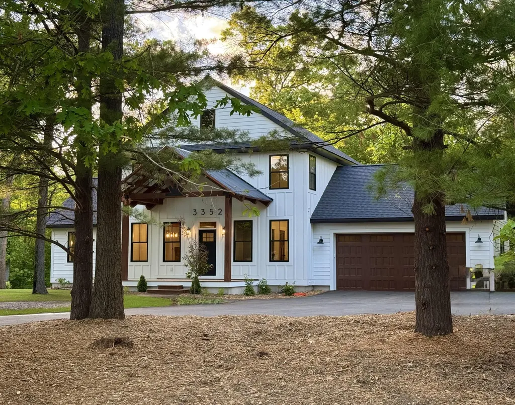 3352 White Eagle Muskegon Charter Township MI 49442