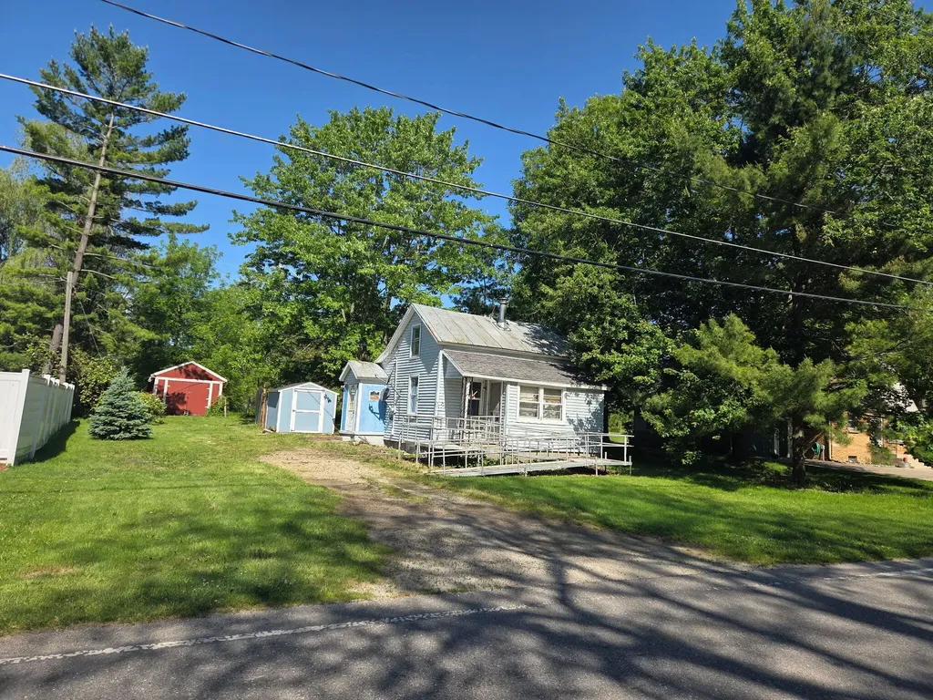 4426 12th Street Dorr Township MI 49348