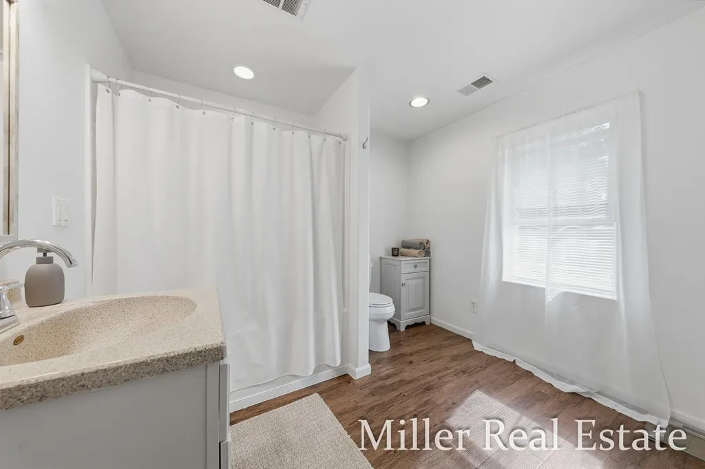 636 E Madison Street Hastings City MI 49058