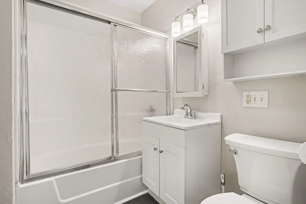 344 Monroe Avenue Muskegon City MI 49441