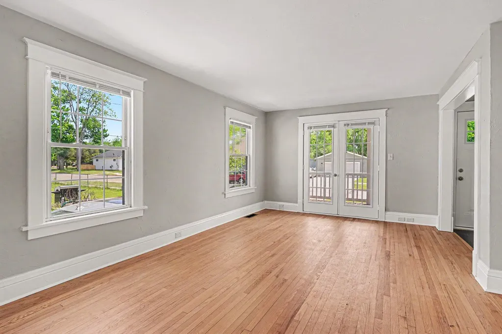 344 Monroe Avenue Muskegon City MI 49441