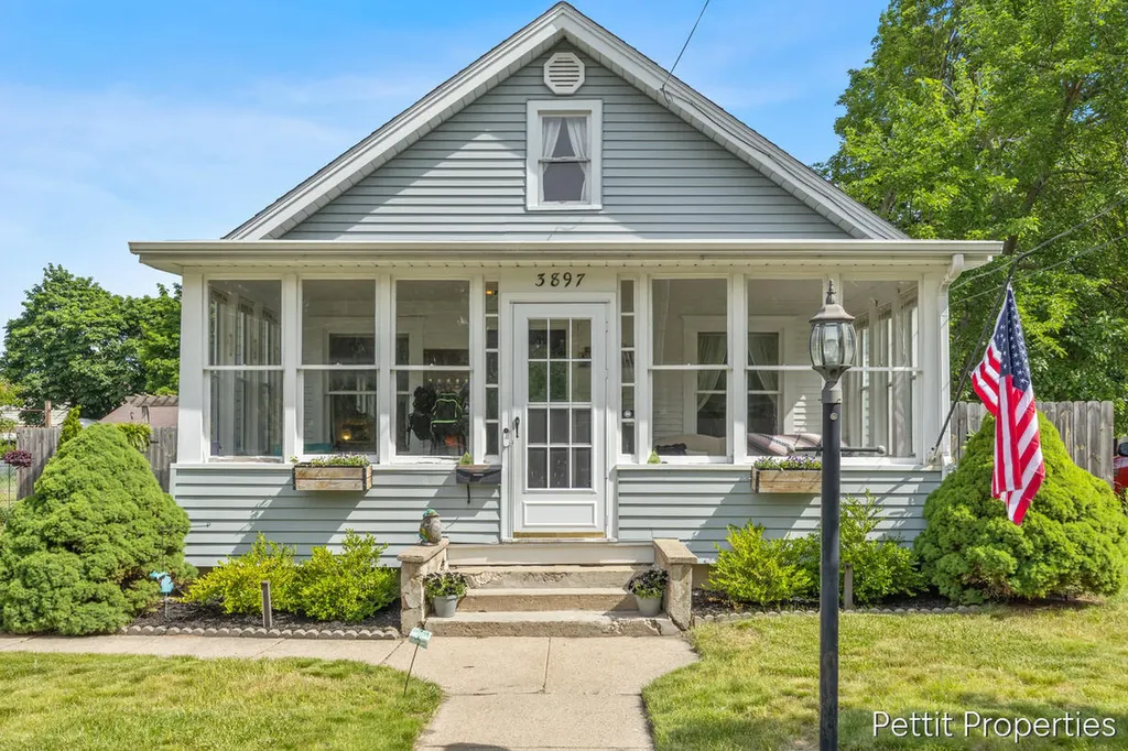 3897 Grand Street SW Grandville City MI 49418
