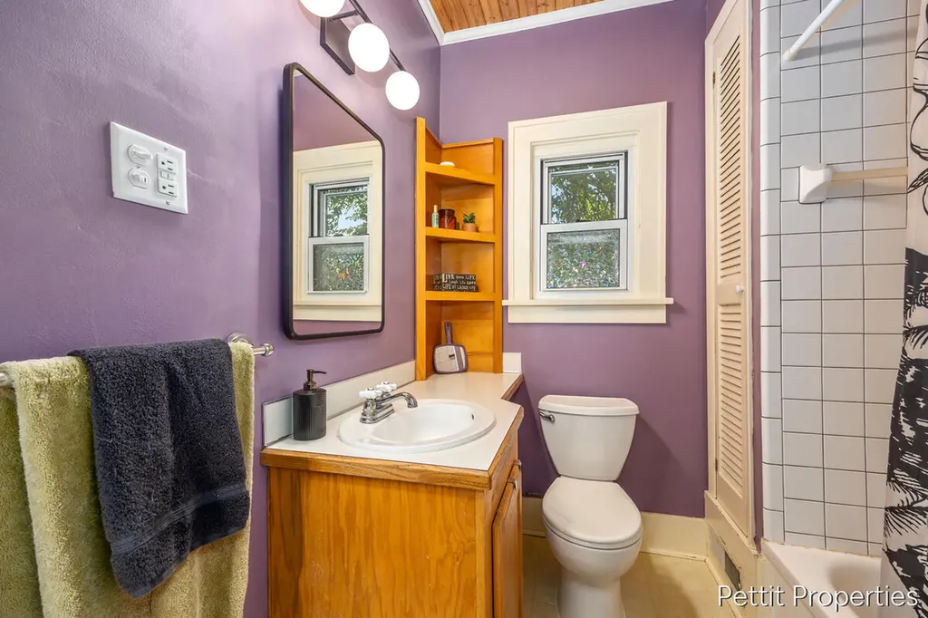 3897 Grand Street SW Grandville City MI 49418