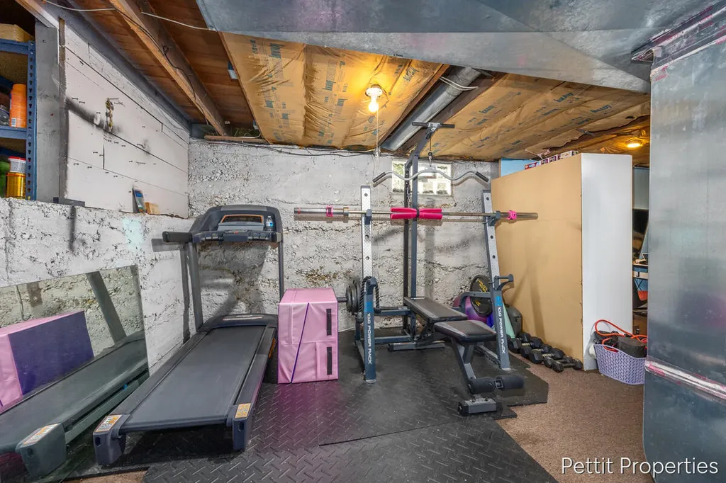 3897 Grand Street SW Grandville City MI 49418