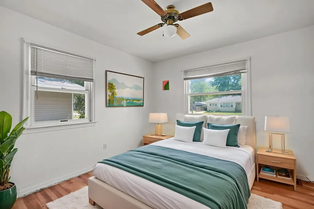 631 Oakcrest Street SW Kent City Village MI 49509