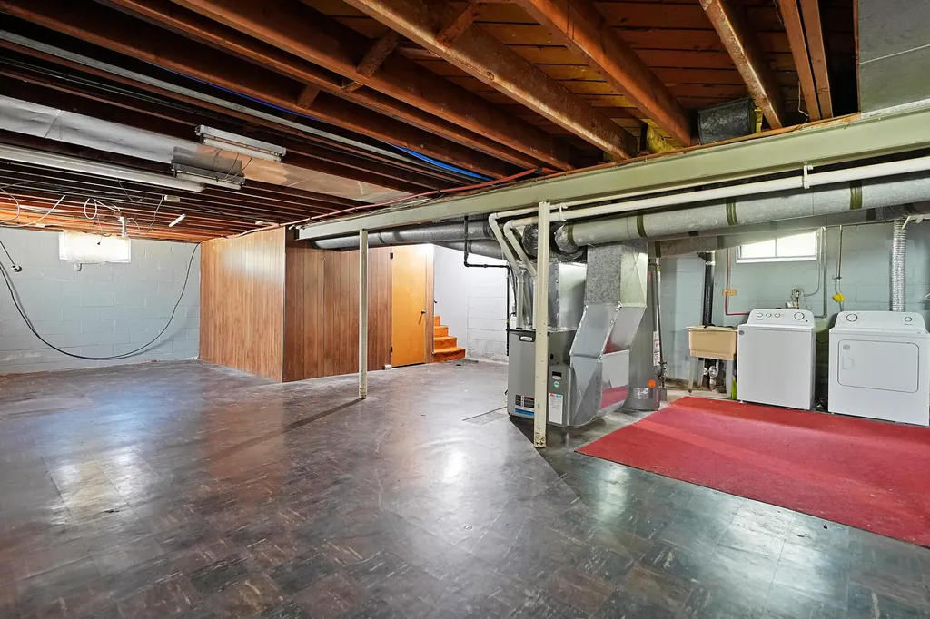 631 Oakcrest Street SW Kent City Village MI 49509