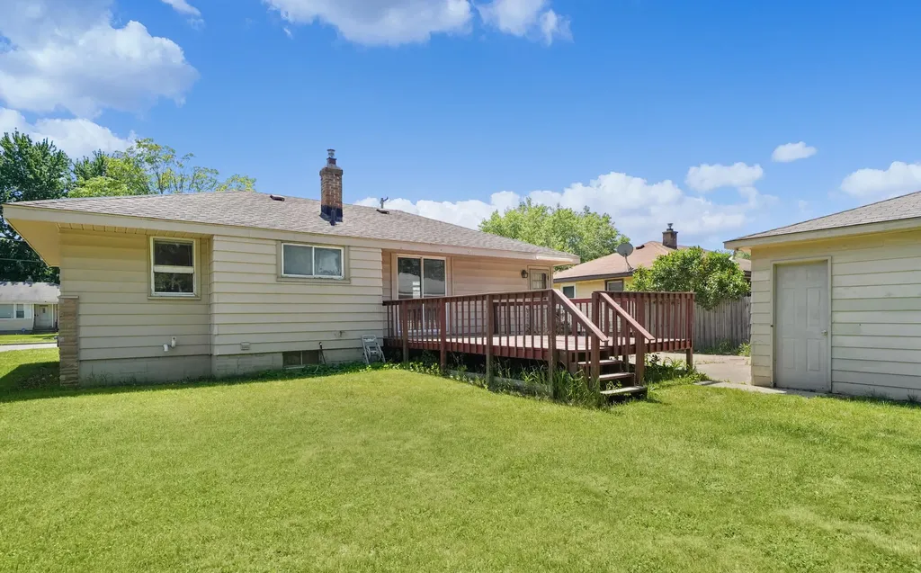 631 Oakcrest Street SW Kent City Village MI 49509