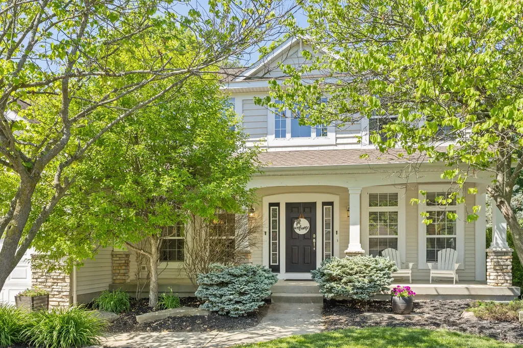 3457 N Meadow Grove Drive SE Kentwood City MI 49512