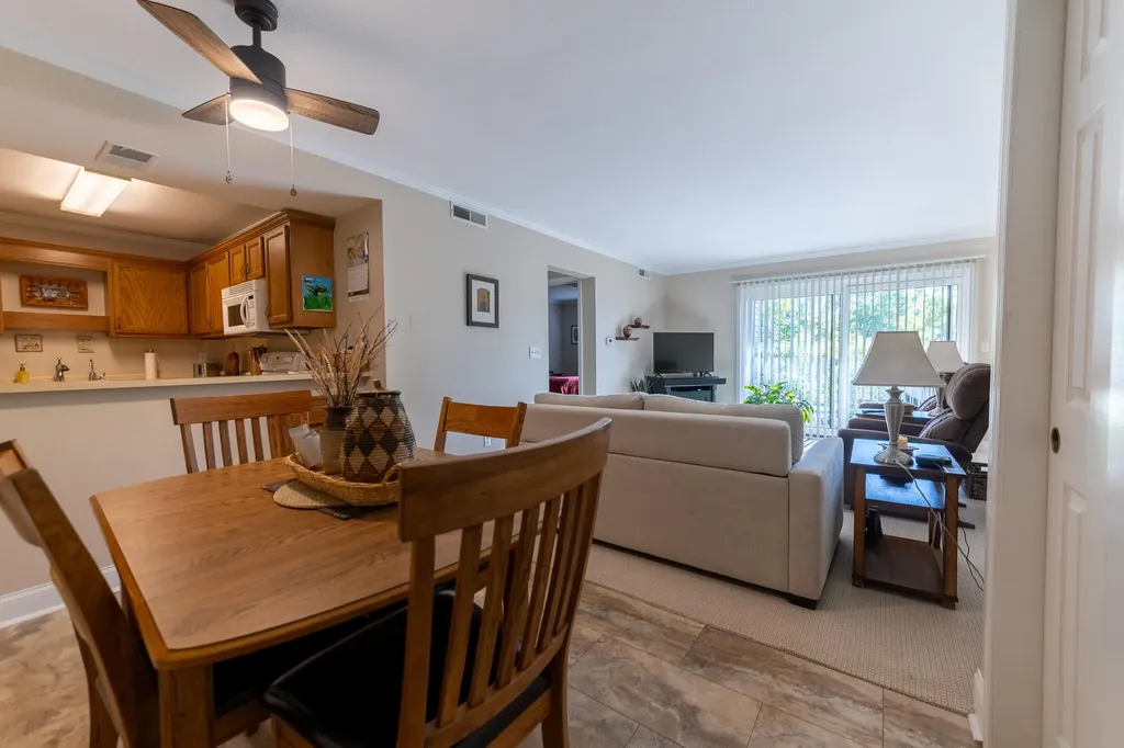 3392 Devonwood Hills NE Plainfield Charter Township MI 49525