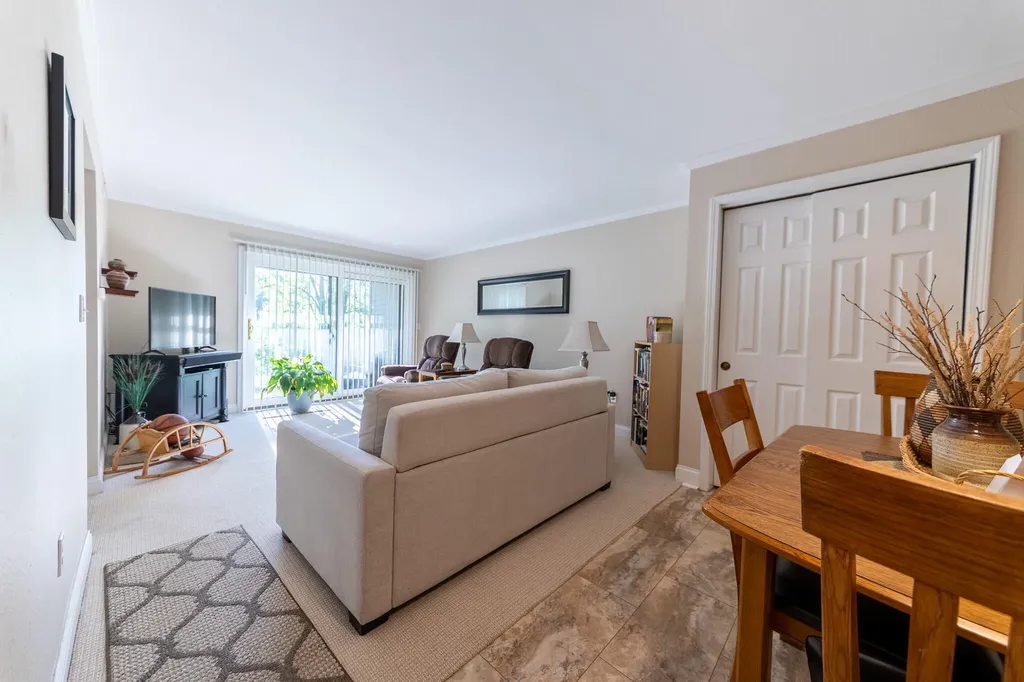 3392 Devonwood Hills NE Plainfield Charter Township MI 49525