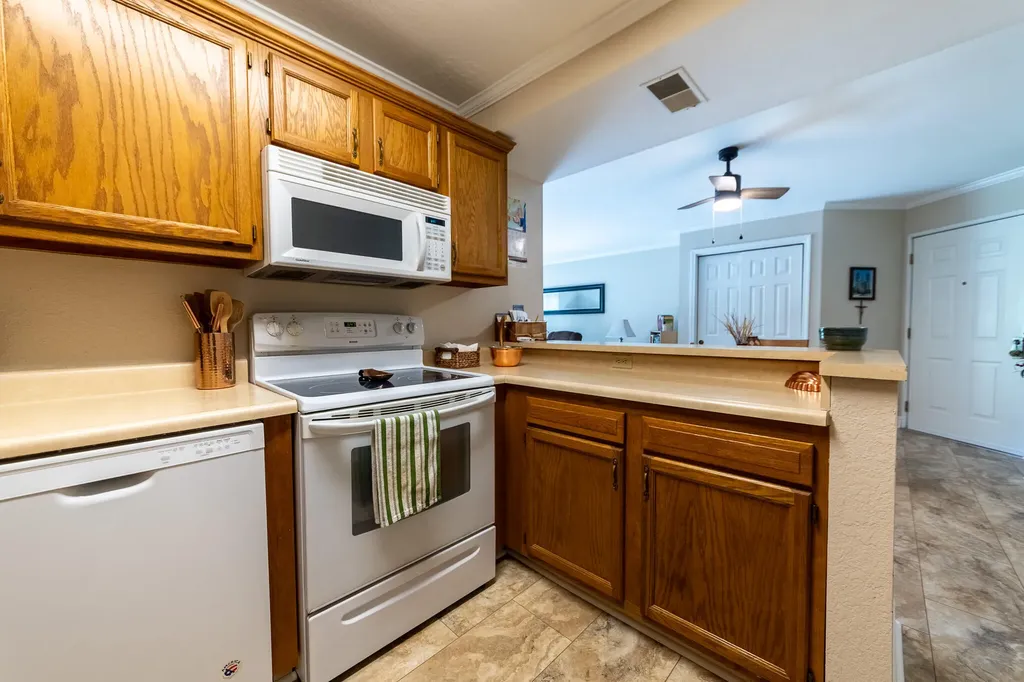 3392 Devonwood Hills NE Plainfield Charter Township MI 49525