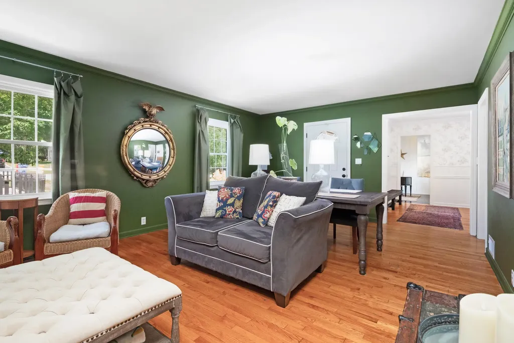 1506 Berkshire Drive SE Grand Rapids City MI 49508