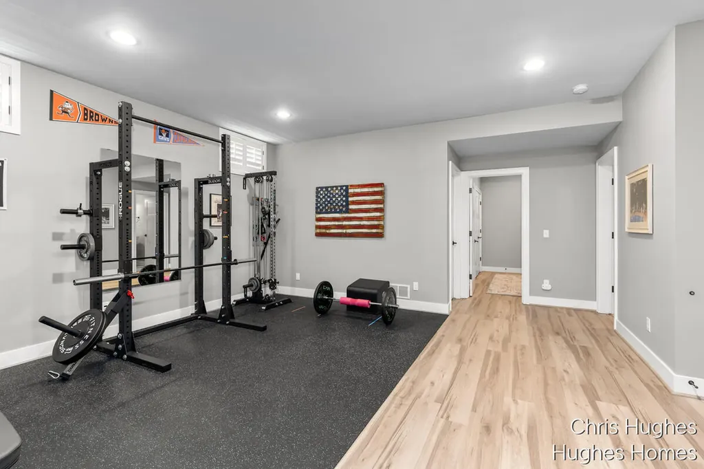 2525 Lake Drive SE East Grand Rapids City MI 49506