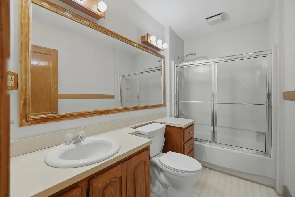 1638 Berkley Avenue SW Wyoming City MI 49509