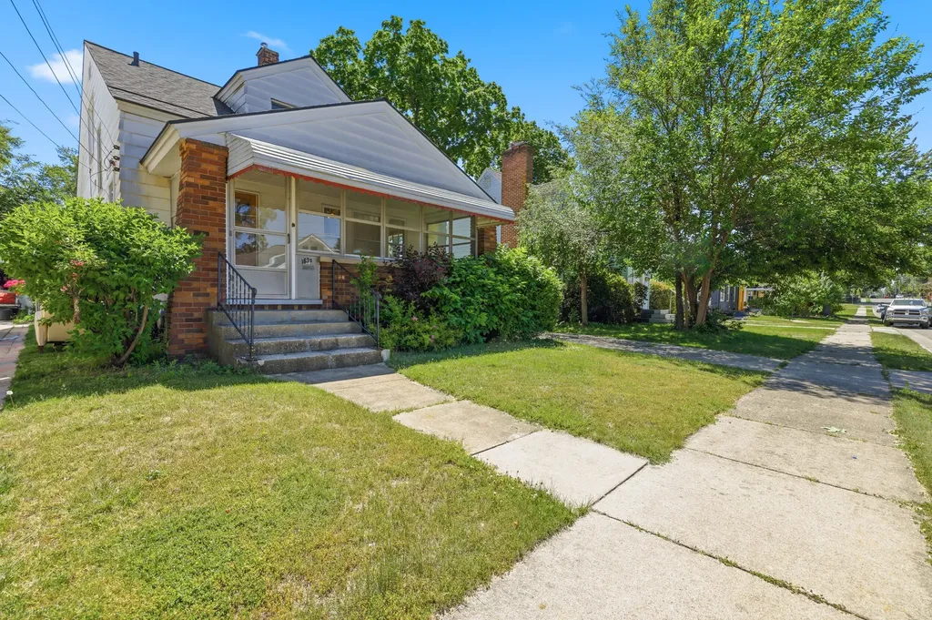1638 Berkley Avenue SW Wyoming City MI 49509