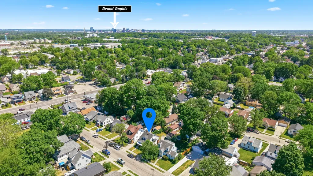 1638 Berkley Avenue SW Wyoming City MI 49509