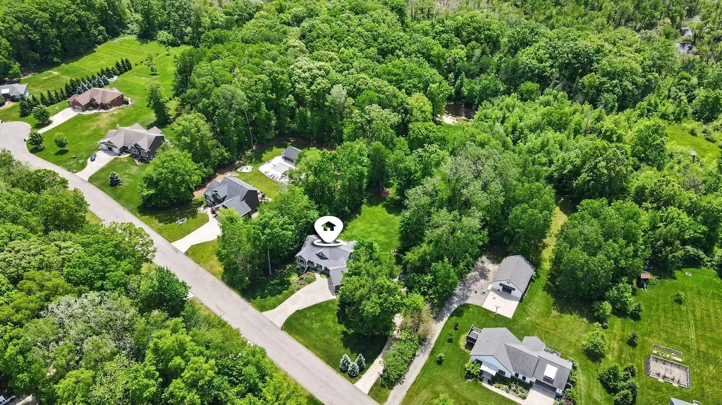 5318 Lamont Farms Drive Polkton Charter Township MI 49404