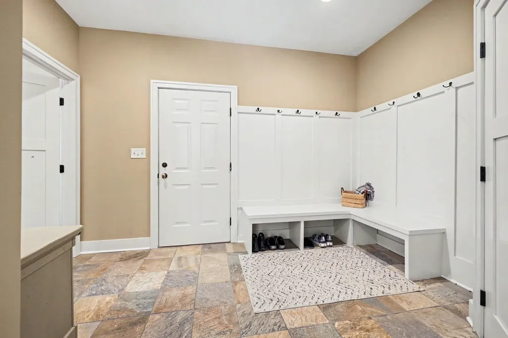 5318 Lamont Farms Drive Polkton Charter Township MI 49404