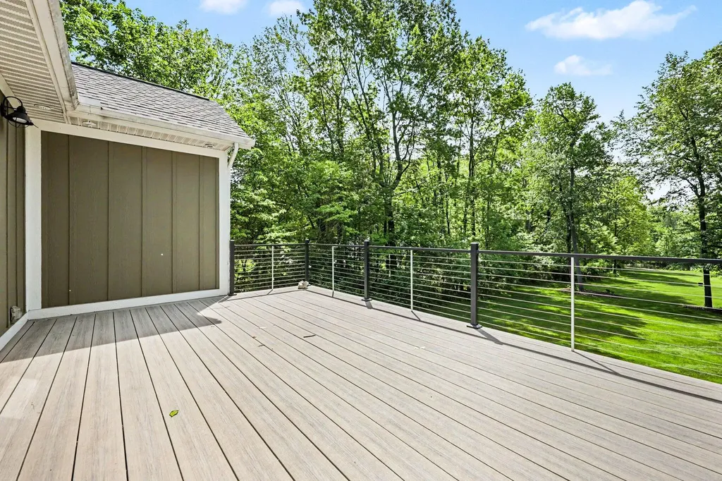 5318 Lamont Farms Drive Polkton Charter Township MI 49404