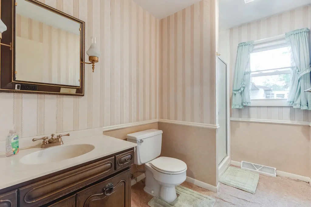 7535 Yorktown Road Delta Charter Township MI 48917