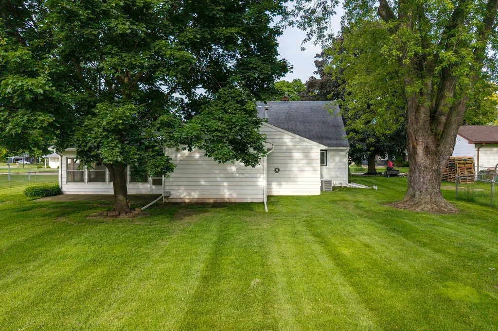 7535 Yorktown Road Delta Charter Township MI 48917
