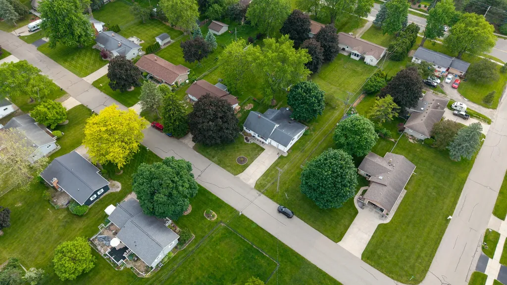 7535 Yorktown Road Delta Charter Township MI 48917